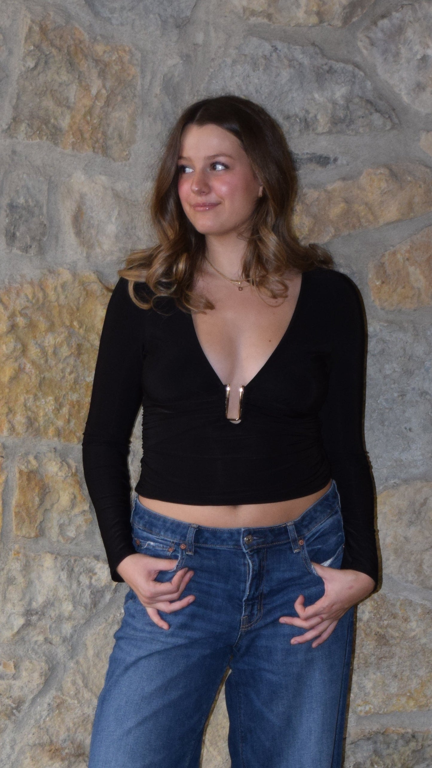 LONG SLEEVE SLINKY METAL U TOP BLACK