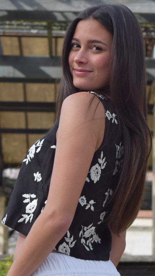 Embroidered White Flower Top