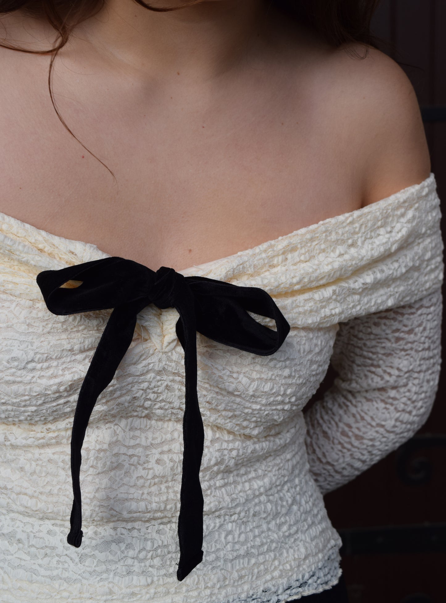 Long Sleeve Lace Velvet Bow Top