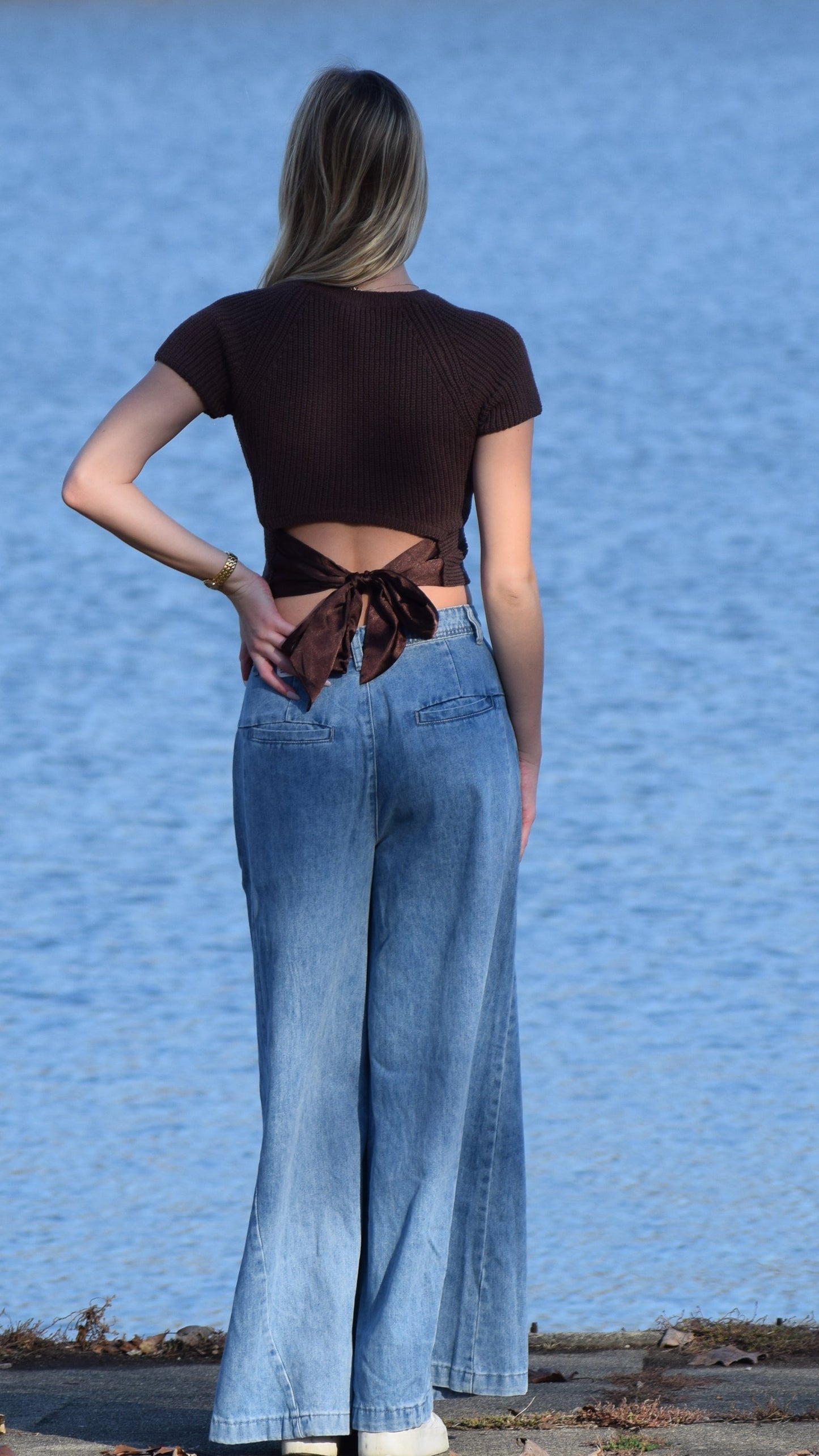 KNIT TIE BACK TOP BROWN