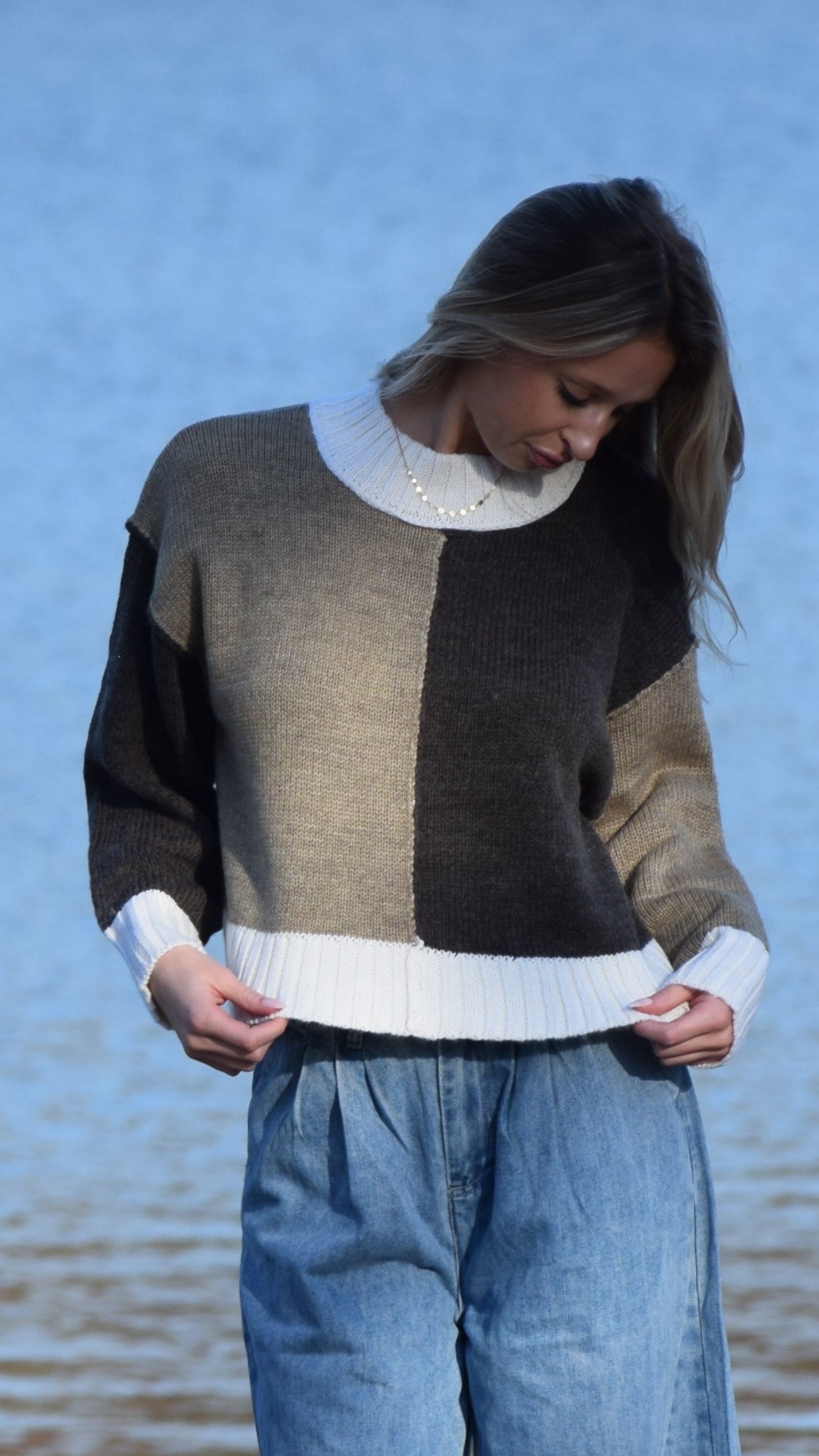 COLOR BLOCK SWEATER OLIVE/CHARCOAL