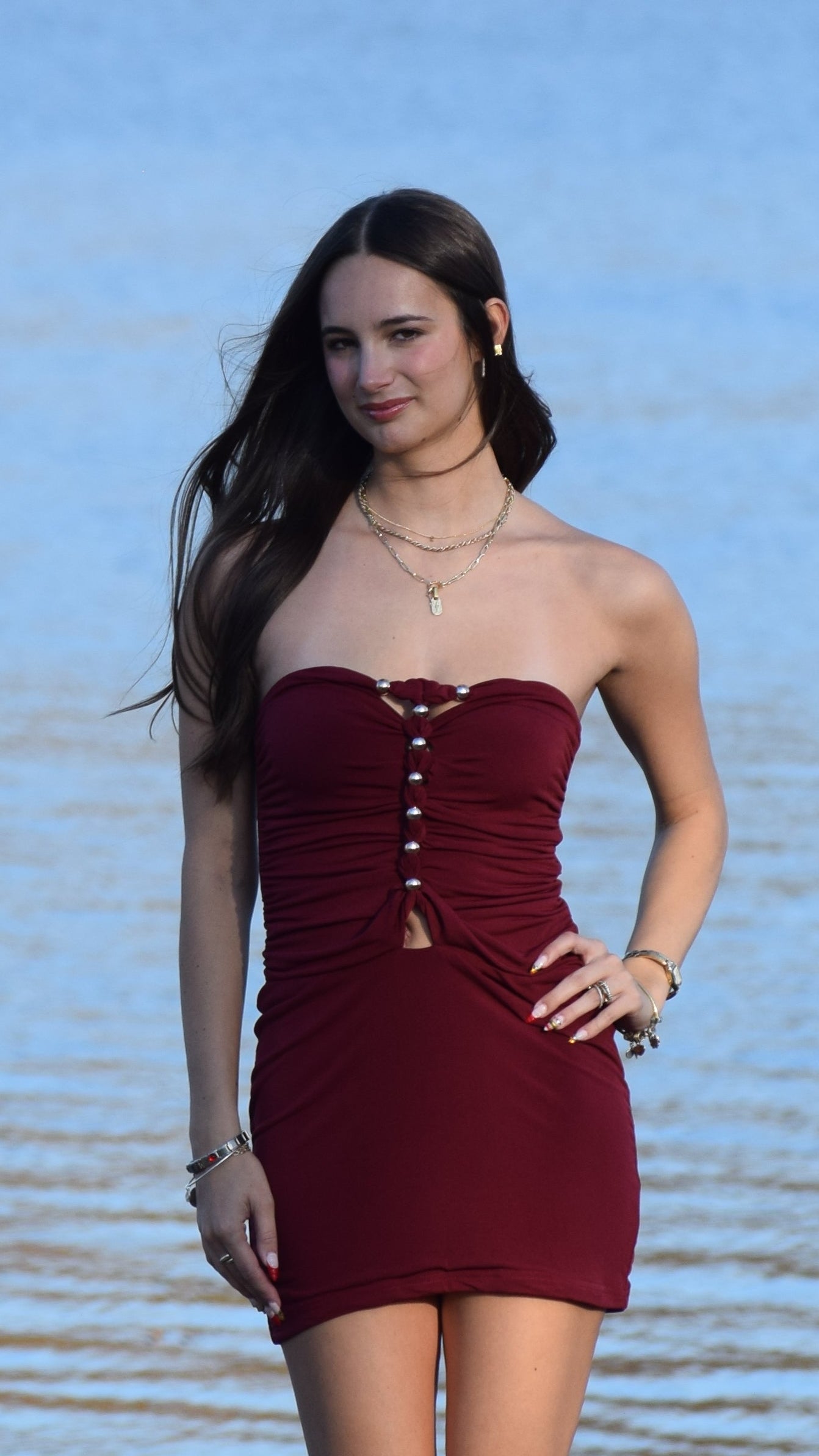 GOLD BEAD DETAIL DRESS WINE