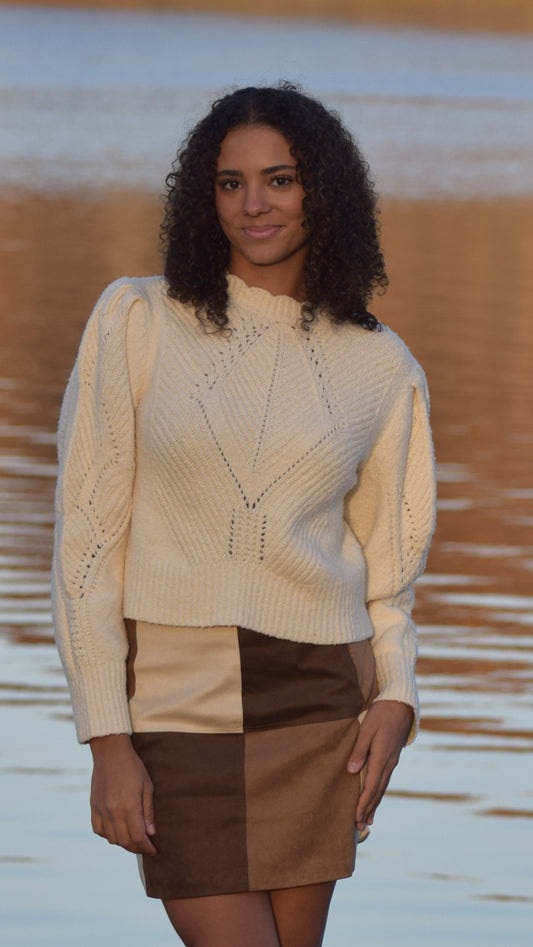 SCALLOP NECK PUFF SHOULDER SWEATER CREAM